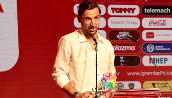 Даријо Срна