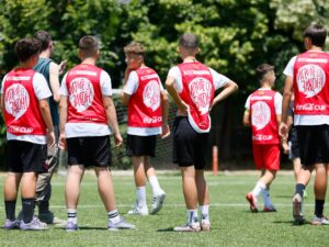 Под Шара видовме вистински „магионичари“ во Coca Cola Cup, гласно се навиваше во народна